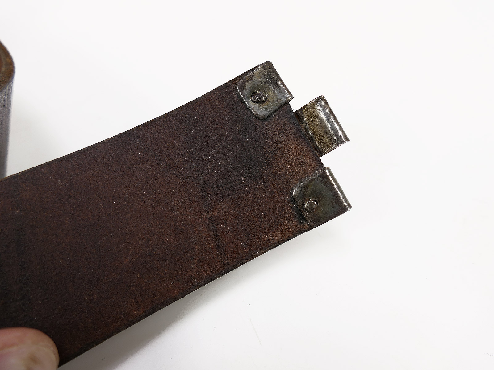 Luftwaffe Vintage Belt / Leather Belt, 105 cm, with Luftwaffe Pilot Aluminium Buckle – BATTLE WORN