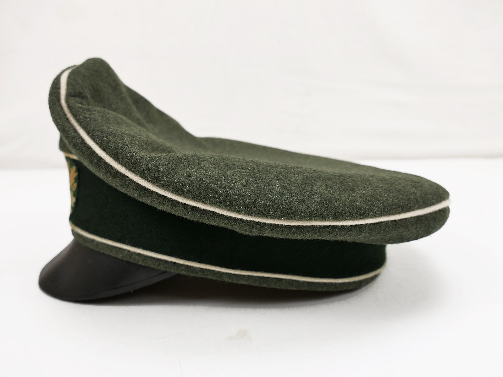Wehrmacht Infantry Officer’s Crusher Cap with cap eagle / cockade COLLECTION