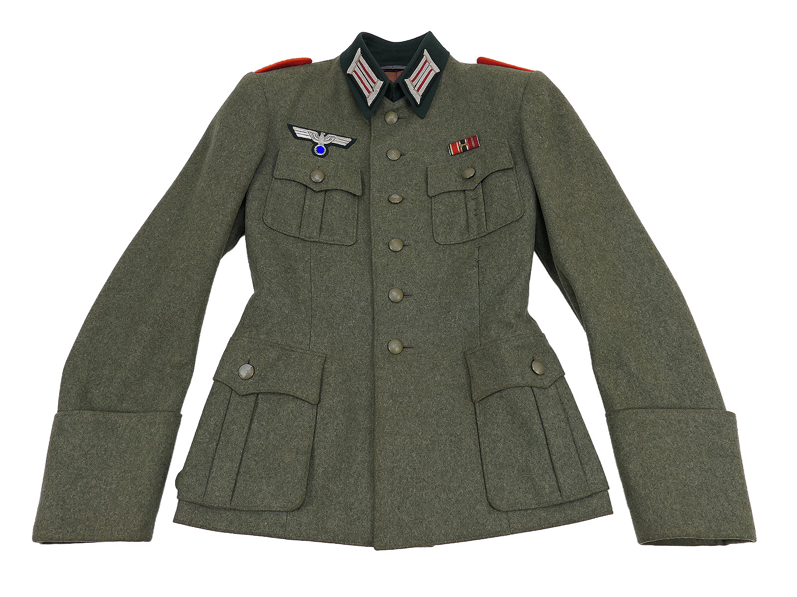 Original Wehrmacht Officer’s Field Jacket M36, Captain, Artillery, complete with breeches – COLLECTION