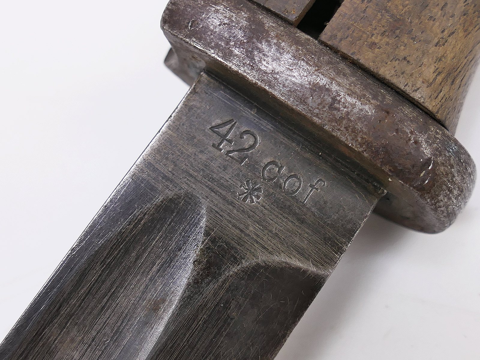 Wehrmacht M84/98 bayonet (cof42) for the K98 carbine / sidearm with scabbard, BATTLE-WORN