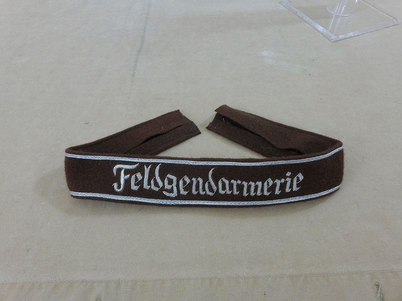 Wehrmacht Sleeve Ribbon Fieldendarmerie / Officer
