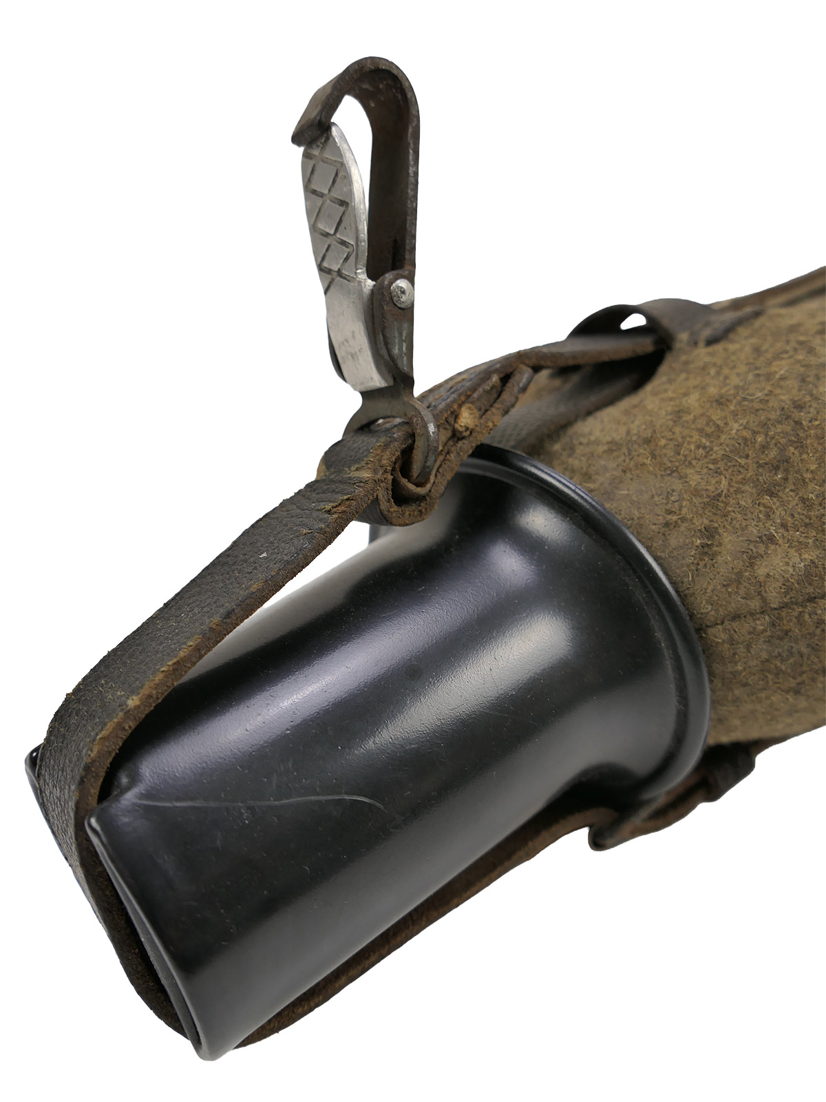Wehrmacht MKK41 canteen with cup – COLLECTION BATTLE WORN