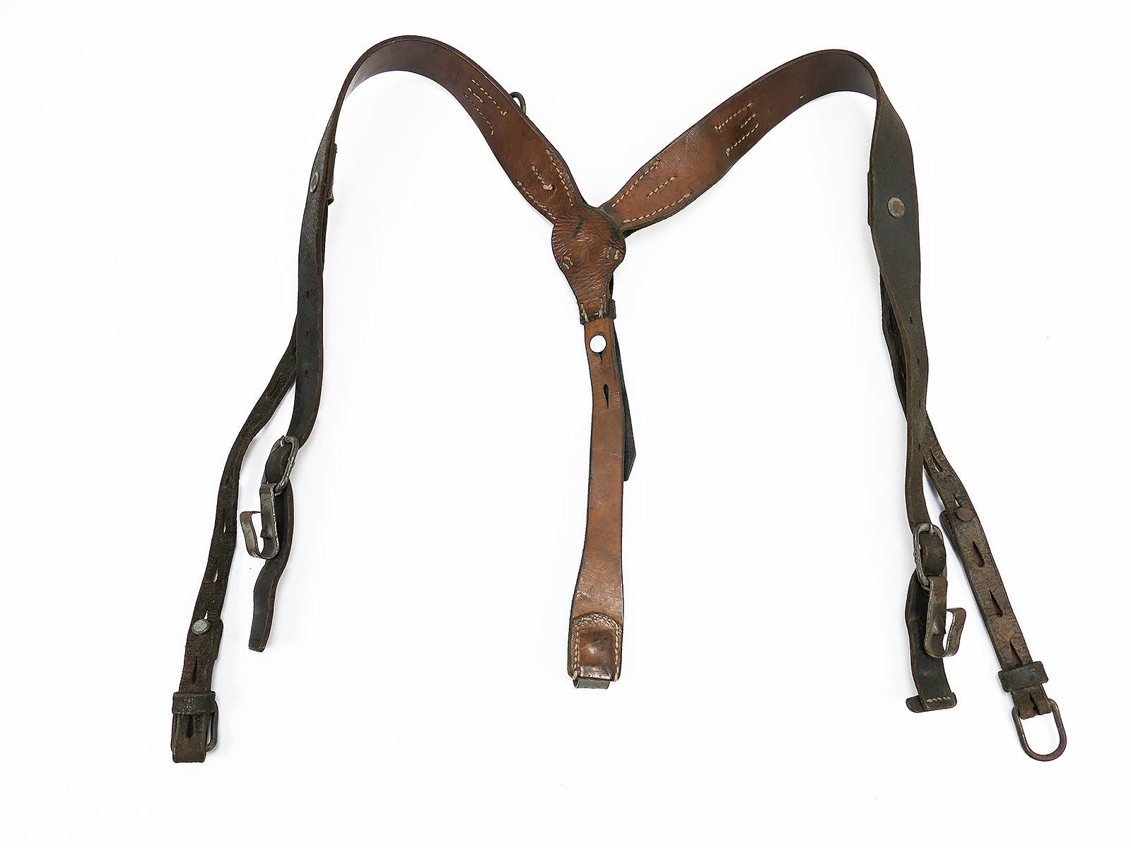 One-off item – Original Wehrmacht Y-strap leather belt carrier by Franz Brehme, 1942. Top condition!  COLLECTION