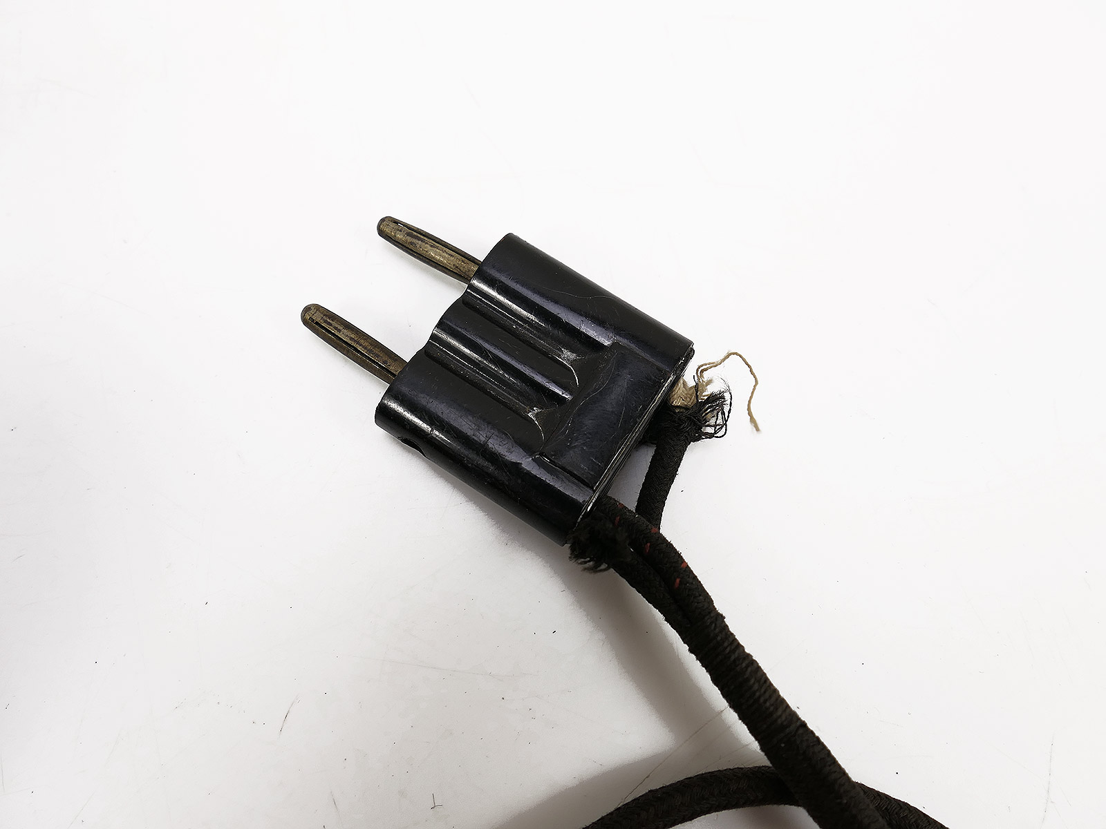 WW2 Wehrmacht Headset Radio with Dual Earpieces – COLLECTION BATTLE-WORN