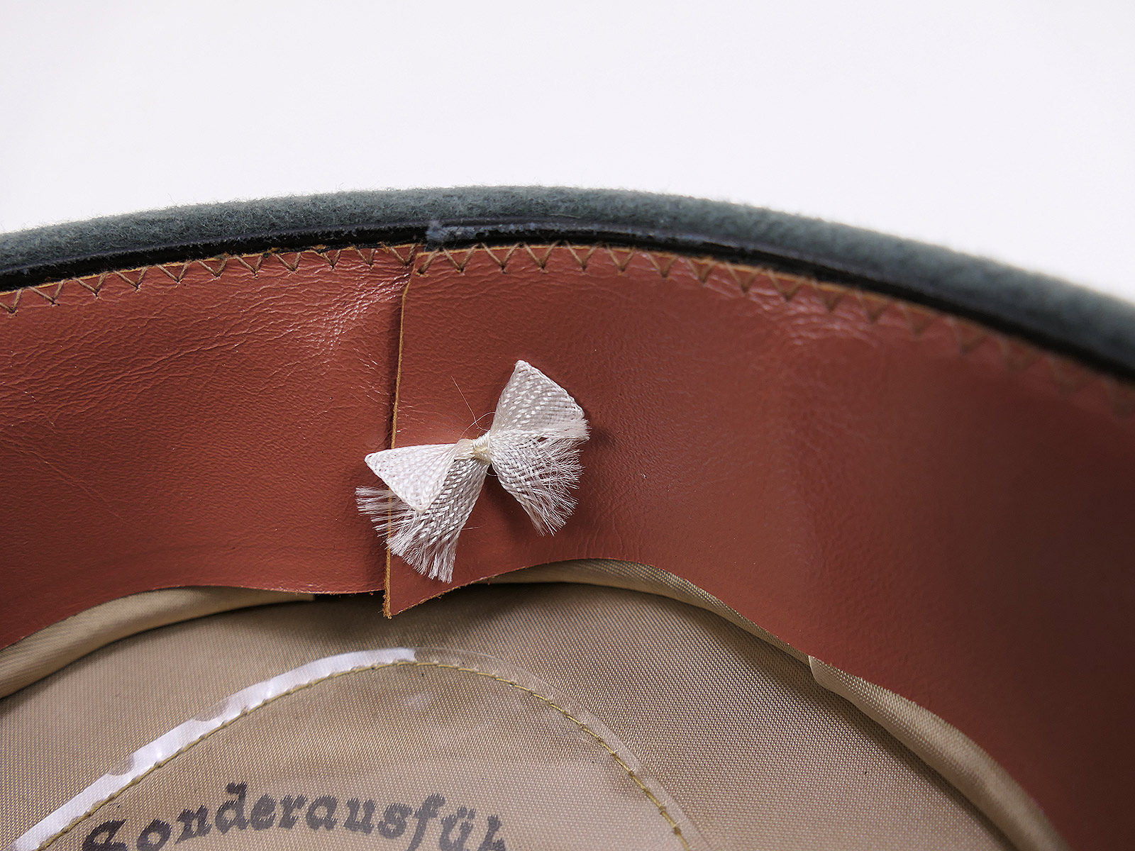 Wehrmacht peaked cap, officer’s, Panzergrenadier, size 58, premium museum-quality reproduction with original embroidered details, COLLECTION