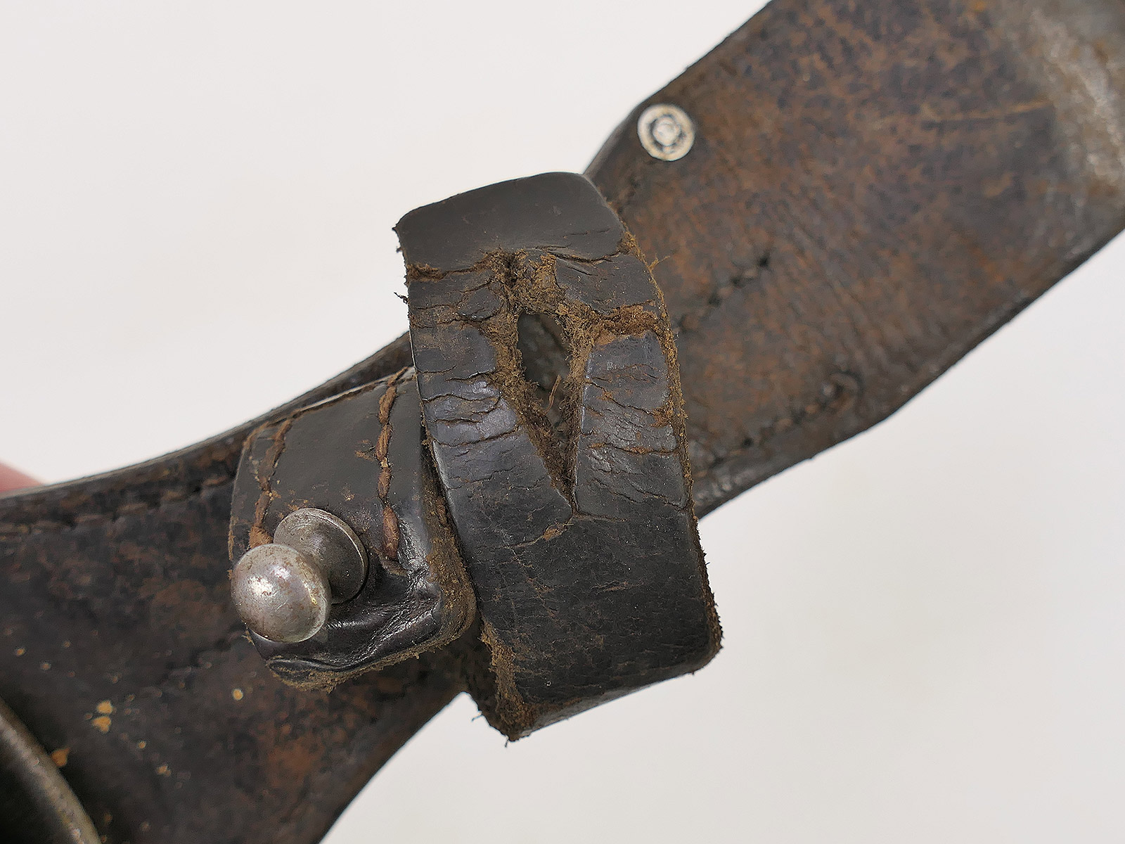SET: Wehrmacht M84/98 bayonet for the K98 carbine / sidearm with scabbard + belt loop – BATTLE WORN