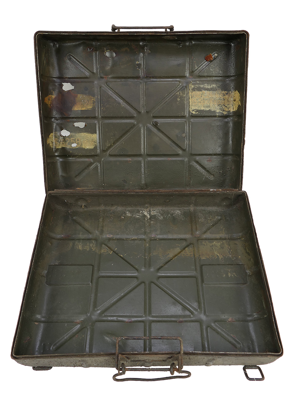 Battlefield find: Transport case for M24 stick grenades – hand grenade case, box – BATTLE WORN