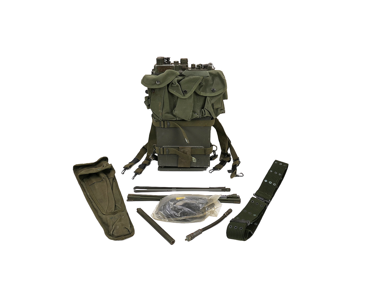 US Army Radio: Vietnam Radio Receiver PRC-9/10 with accessories – antenna, handset, case ...