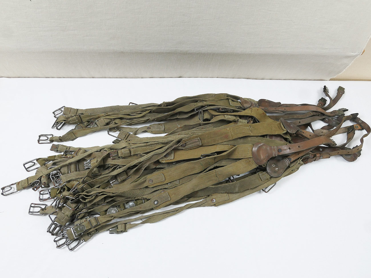 P1300117 DAK Afrikakorps Y-Riemen Web Tropen Coupling frame *more used*