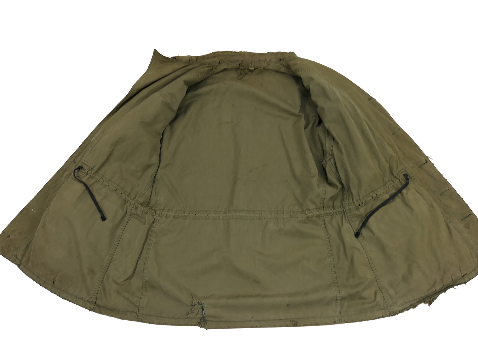 Original US Army WW2 M-1943 Field Jacket, size 36R, BATTLE WORN