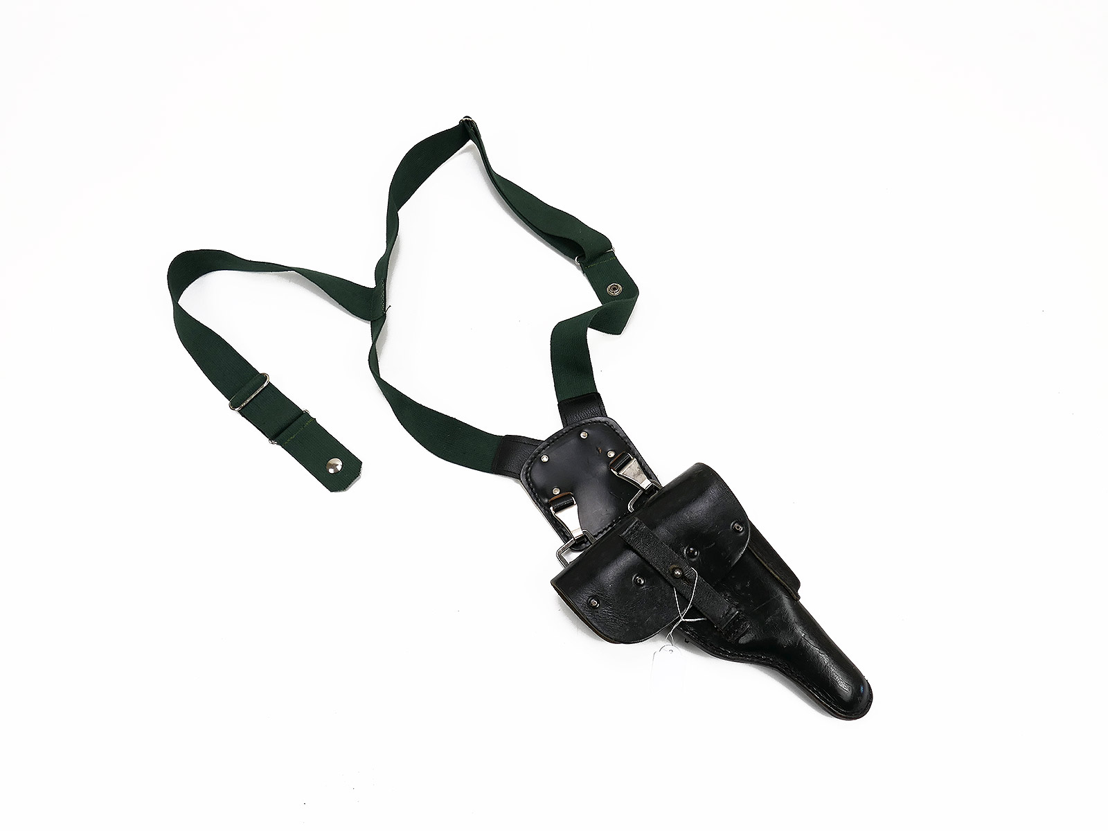 P38 / P1 Top Pistol Holster – Original German Army soft-shell leather holster, black, with carrying system