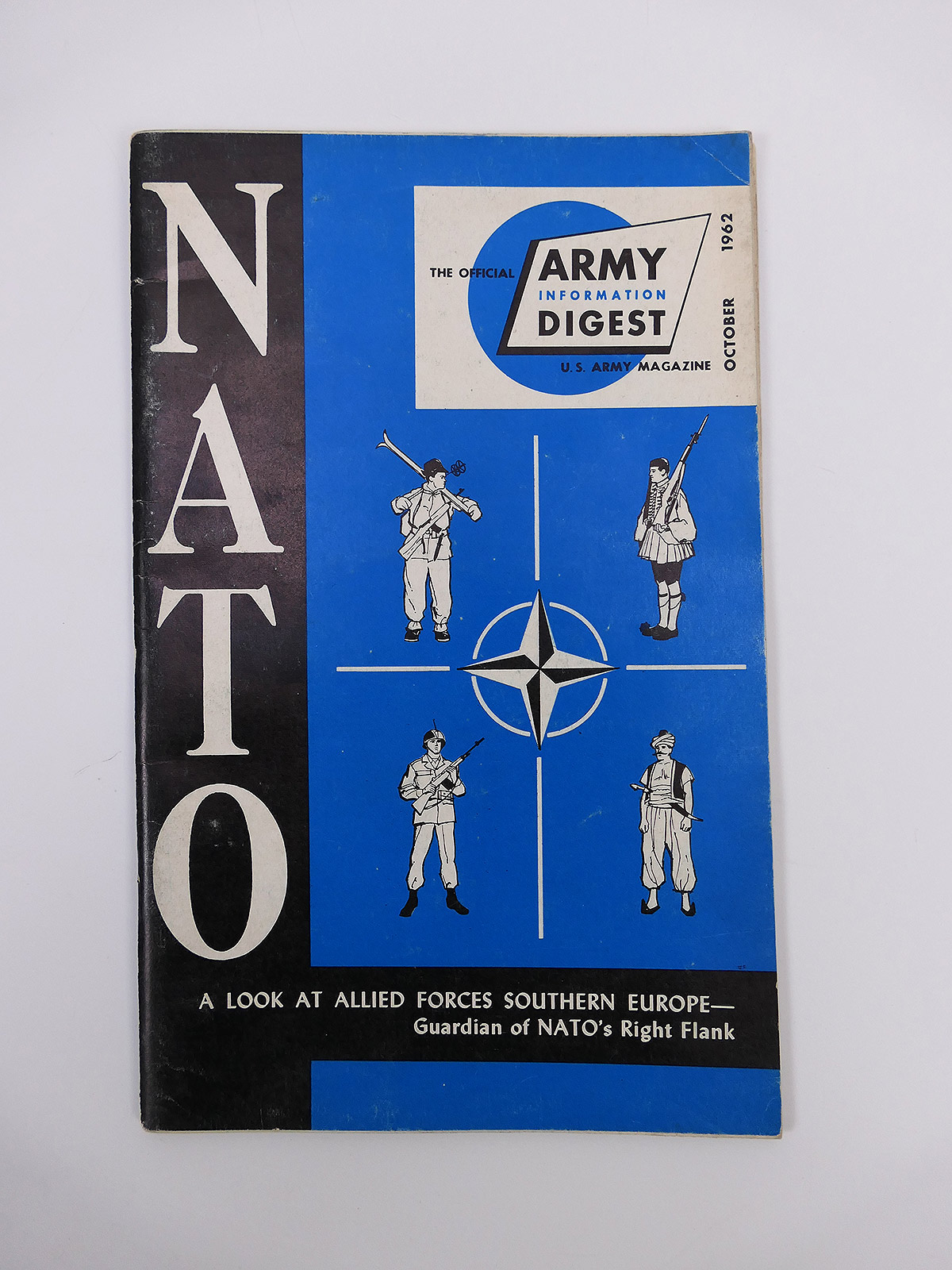 US ARMY Information Digest Magazine Magazine NAM Vietnam October 1962