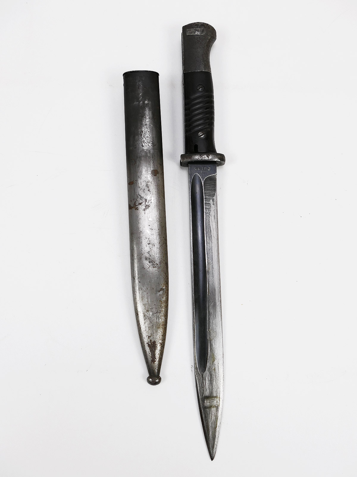 Wehrmacht bayonet M84/98 K98 / sidearm 42 fnj with scabbard