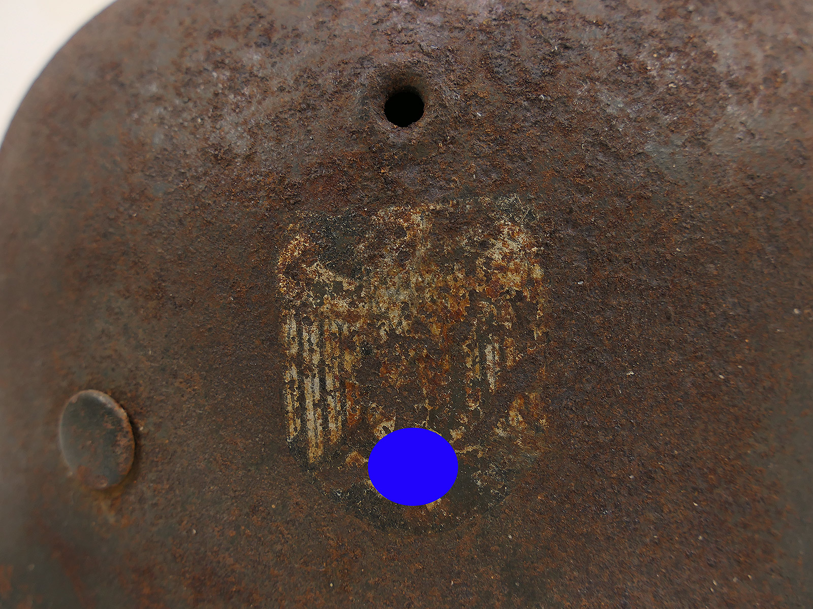 Wehrmacht SD M42 steel helmet with helmet lining and chin strap – ORIGINAL FIND FROM A BARN