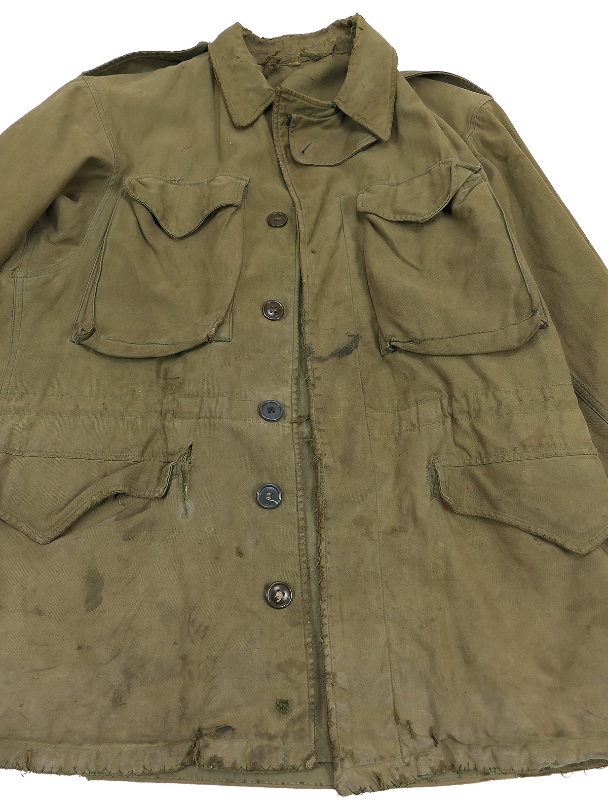 Original US Army WW2 M-1943 Field Jacket, size 36R, BATTLE WORN