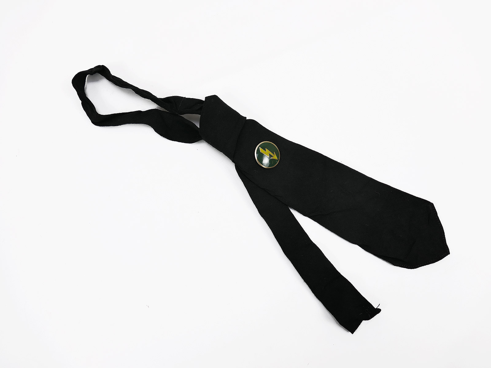 Wehrmacht Blitzmädchen Nachrichtenhelferin Funkerblitz enamelled badge with black tie