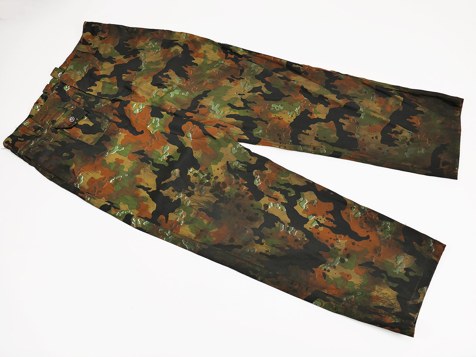 Original film prop "FURY" Waffen SS M45 camouflage field trousers Leibermuster Leibertarn