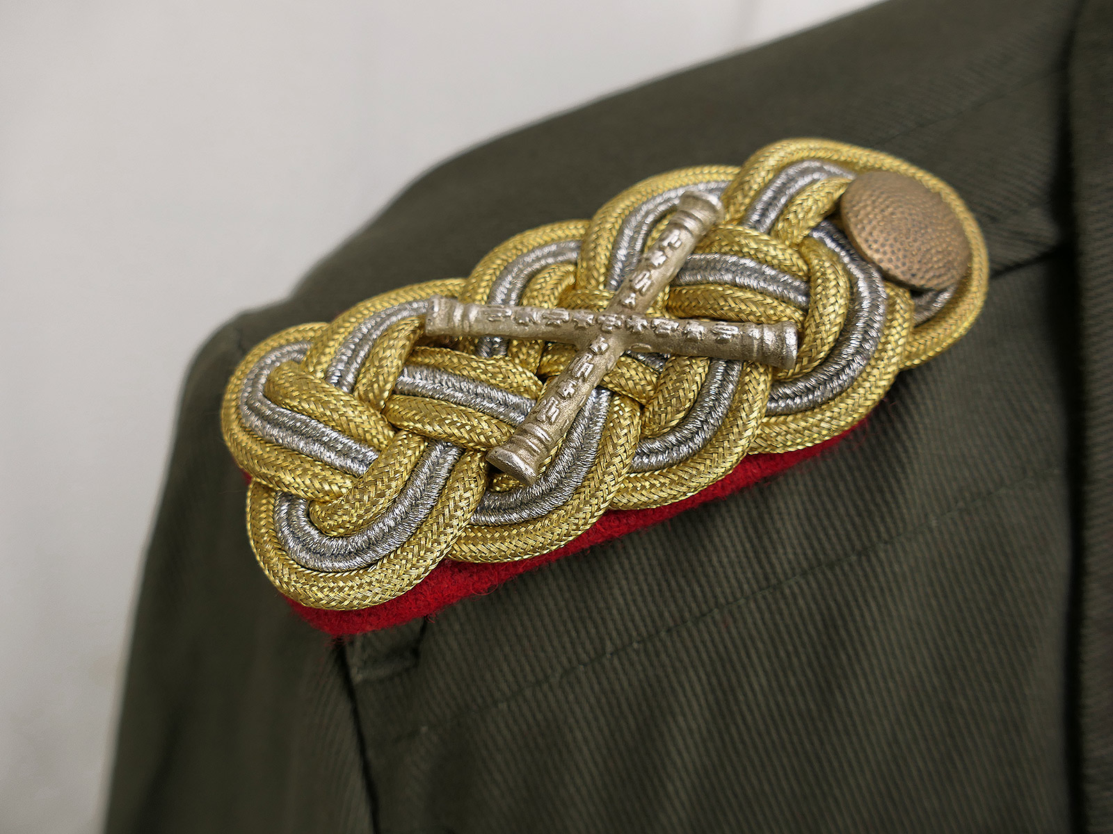 Uniform of Field Marshal Erwin Rommel, Afrika Korps; Knight’s Cross of the Pour le Mérite with General’s Sash