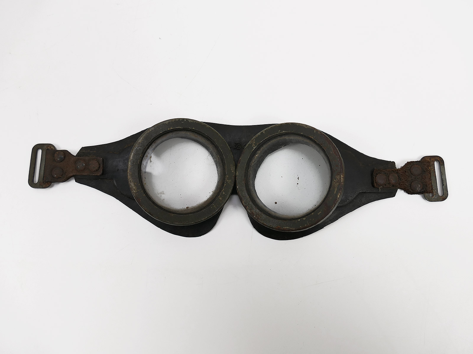 WW2 naval submarine goggles rubber goggles 1942