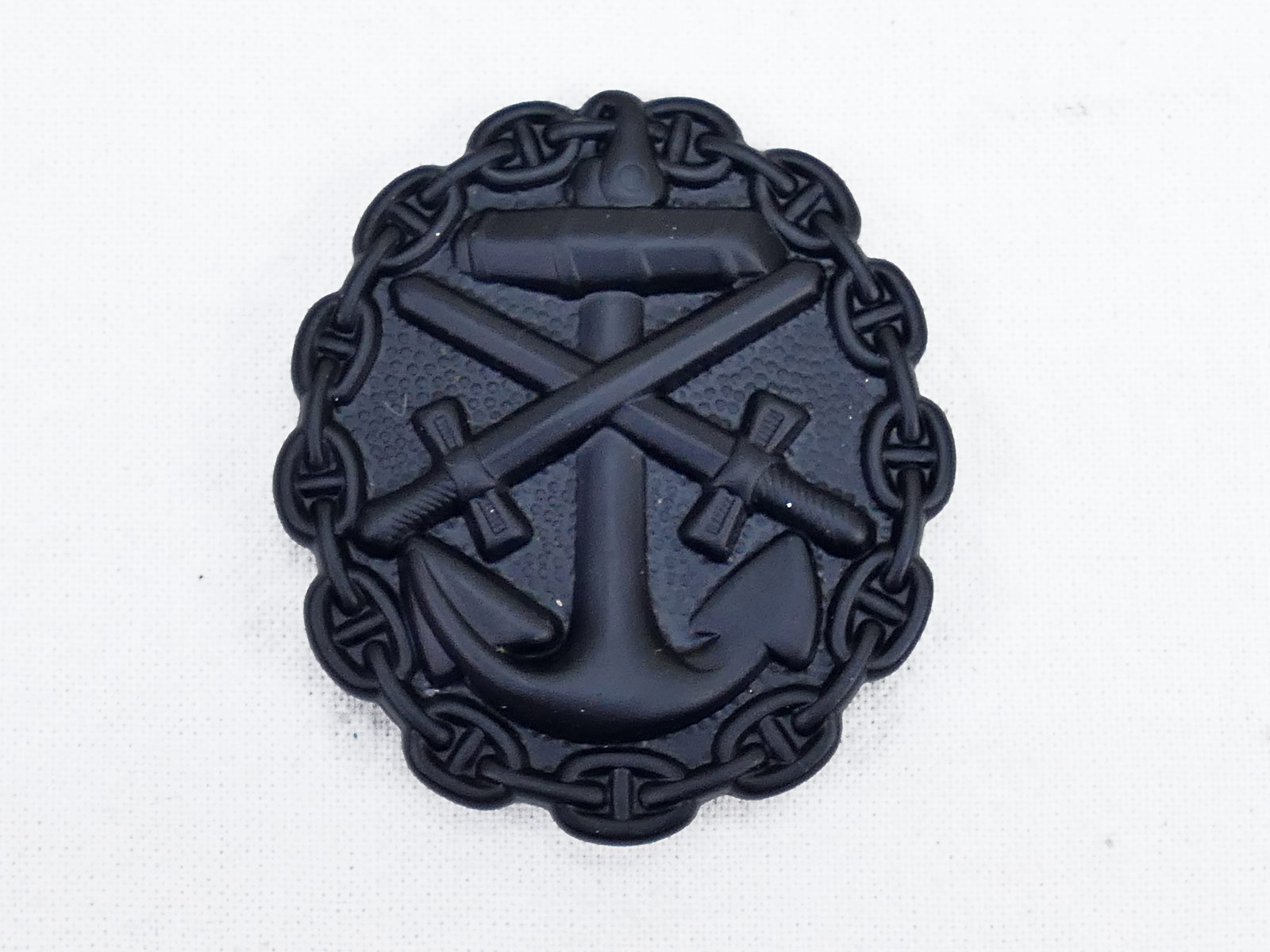 Wounded Badge of the Navy 1918 in Black