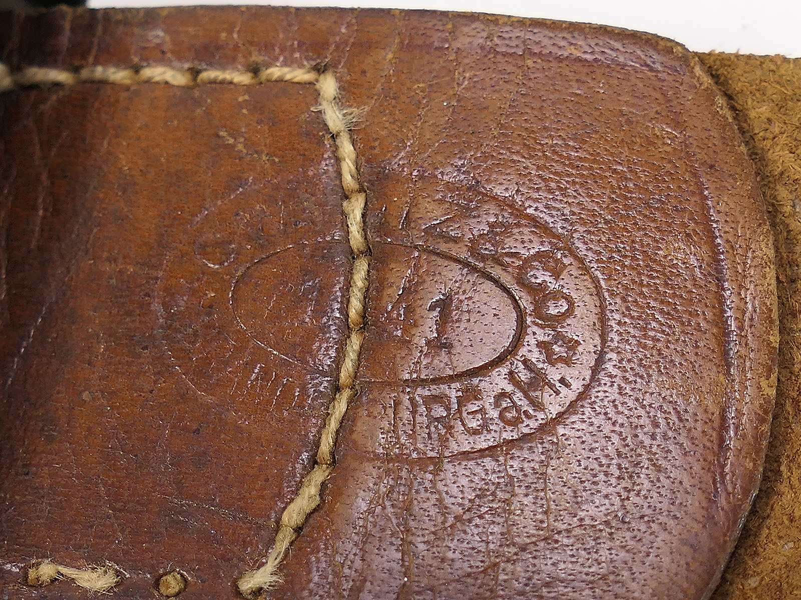 Wehrmacht belt buckle by C.W. Motz, 1941, Brandenburg/Havel, with leather tongue – COLLECTION BATTLE WORN