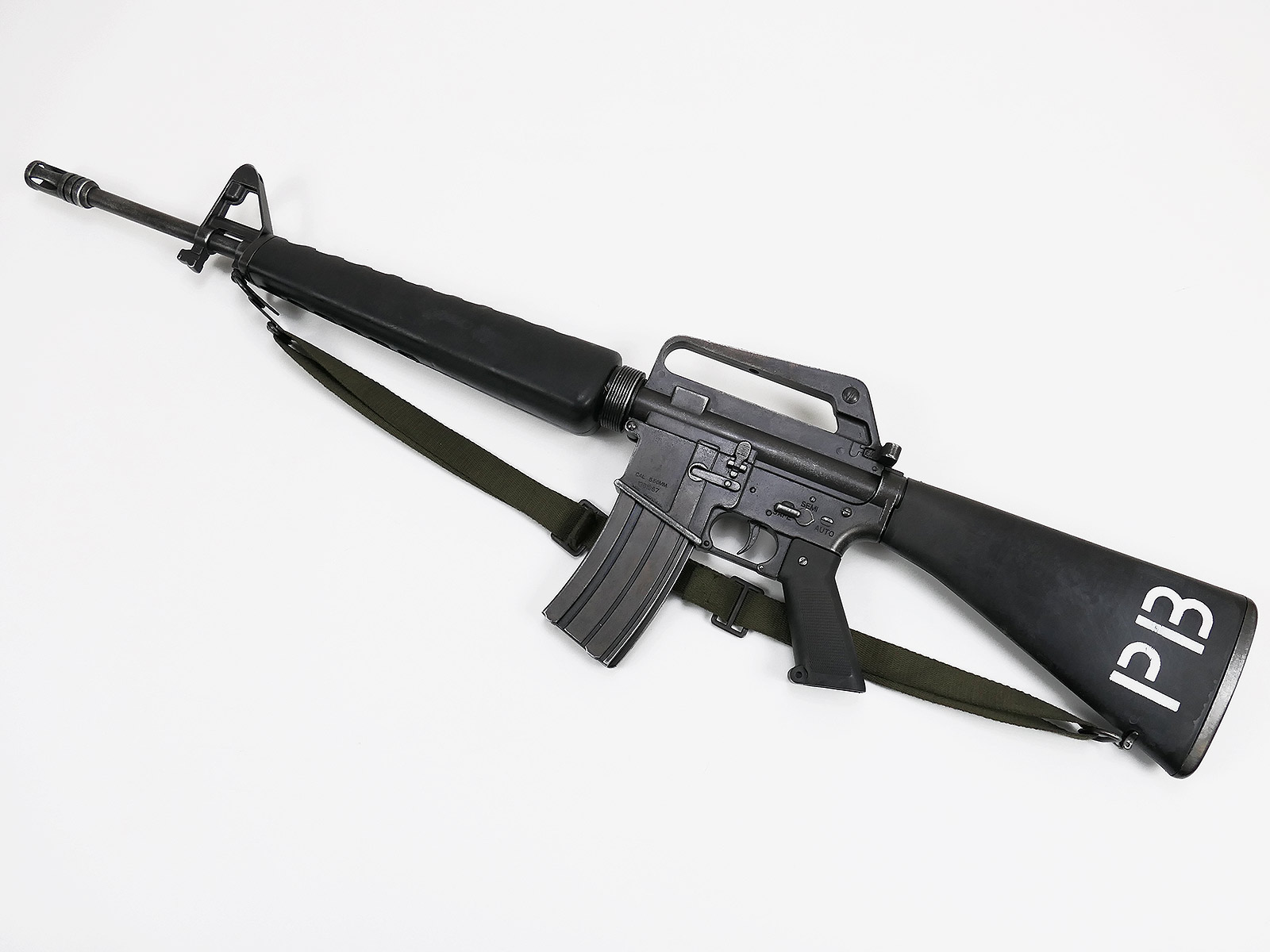US M16A2 assault rifle "P13" + carrying strap + magazine deco model movie weapon Vietnam
