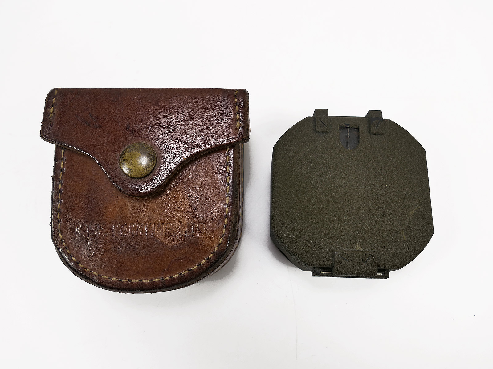 US Army WW2 rare M2 compass Keuffel & Esser & carrying case M19 compass with bag US Army WW2 rare M2 compass Keuffel & Esser & carrying case M19 compass with bag