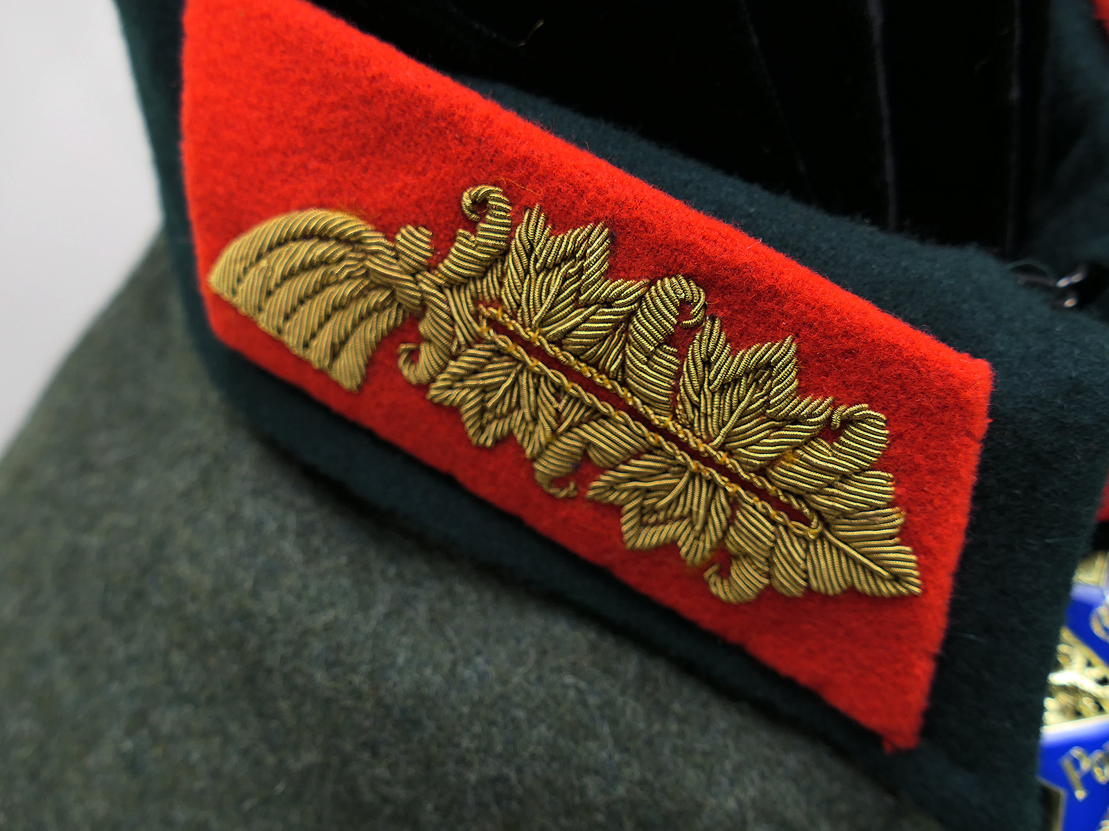 Wehrmacht M36 uniform field tunic, General’s Grade 54, with Knight’s Cross of the Pour le Mérite and the Spain Cross, worn