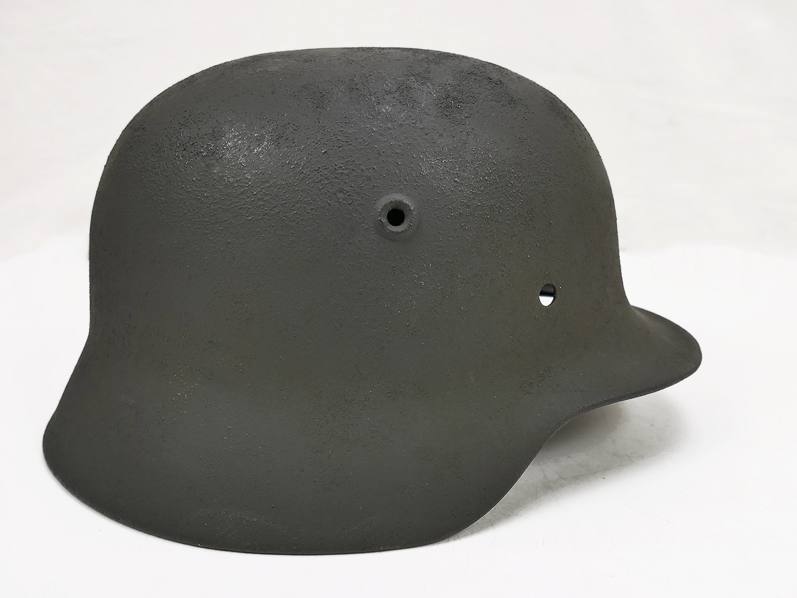 Original Wehrmacht M40 SD ET64 Steel Helmet (Bell) – Antique – COLLECTION – Battle-worn