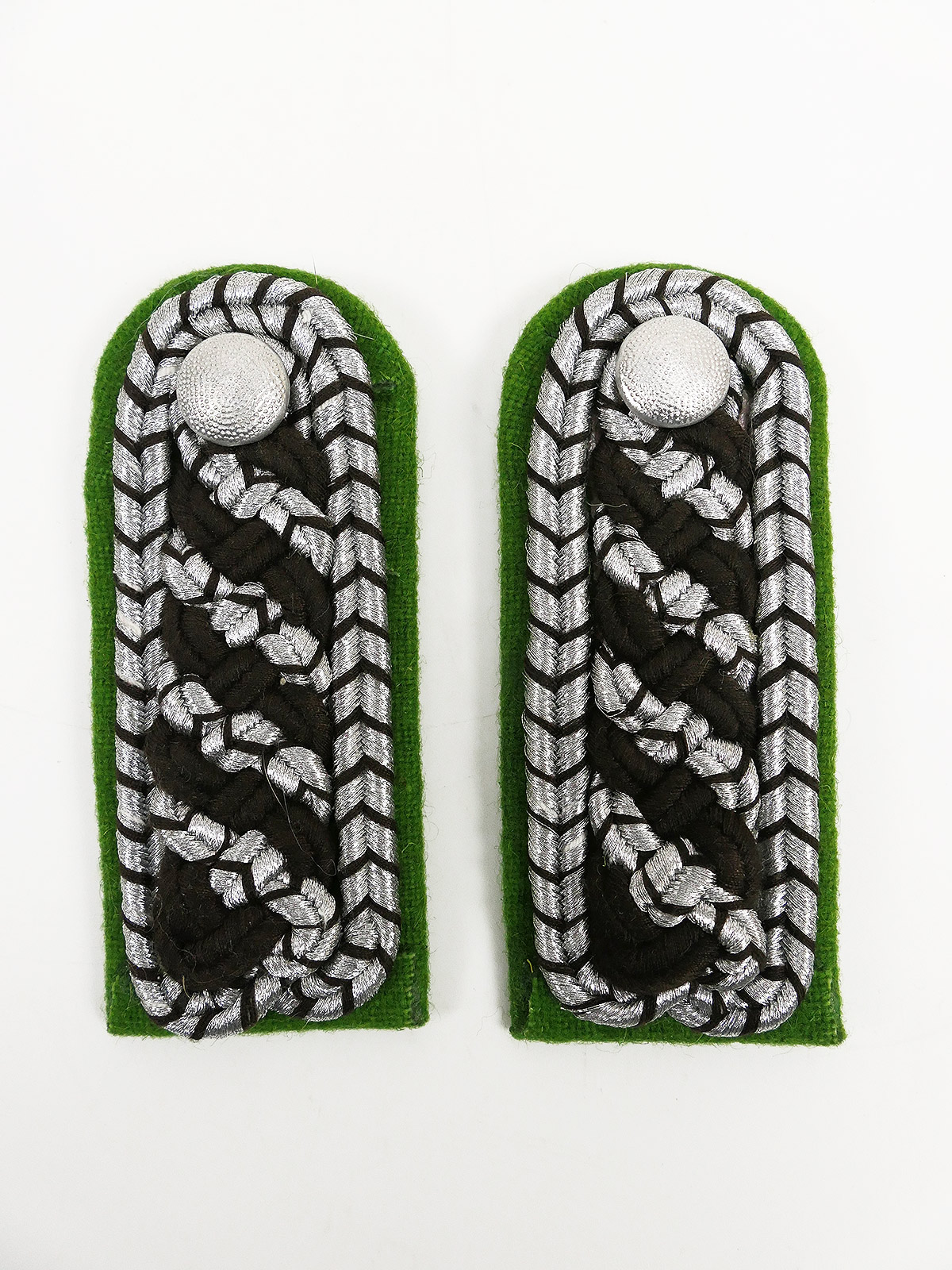Pair of epaulettes Schutzpolizei Meister Schulterstücke Polizei Wehrmacht w. screw buttons