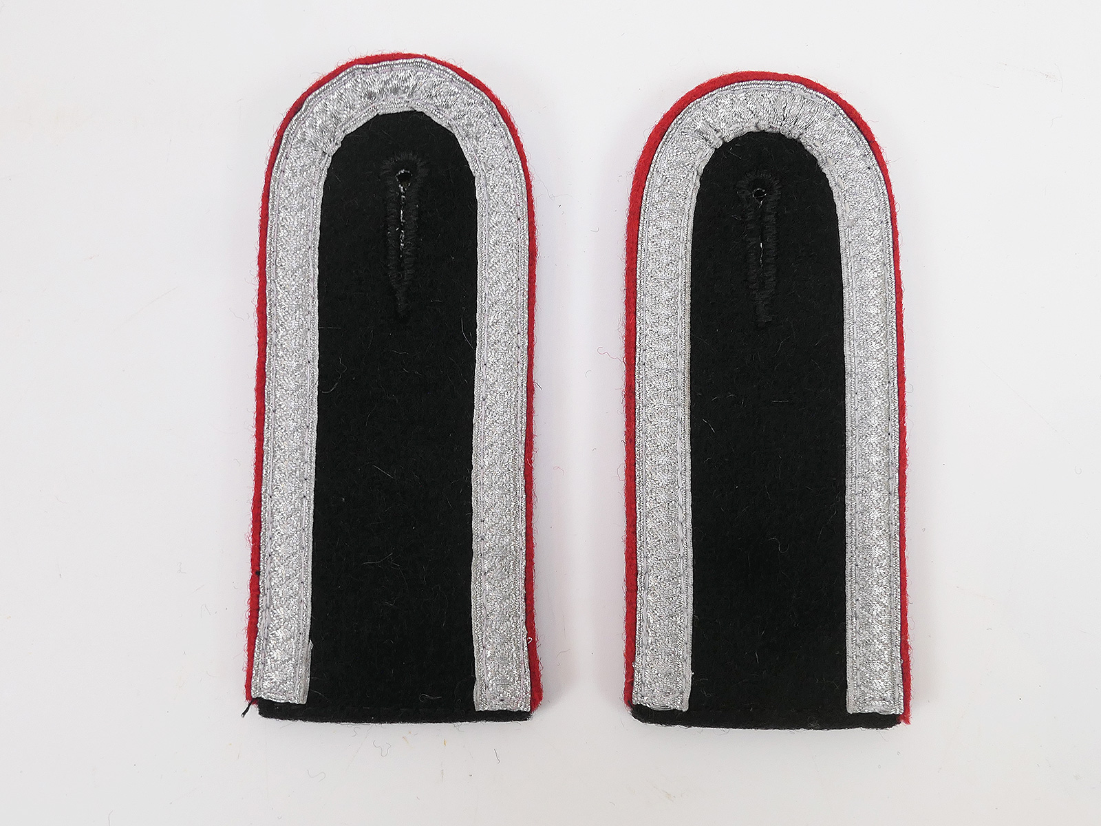WSS epaulettes shoulder boards for assault gun sub-calibre artillery for field blouse  WSS epaulettes shoulder boards for assault gun sub-calibre artillery for field blouse