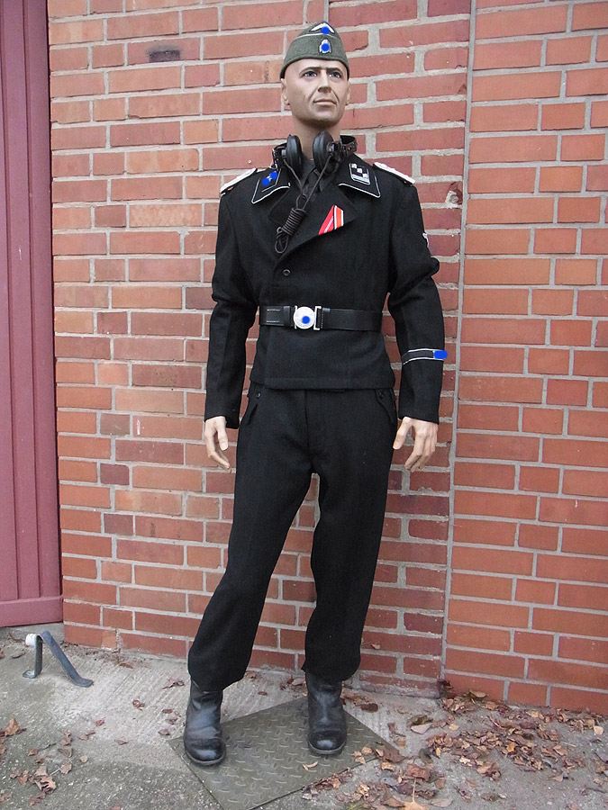 Example for an Elite tank uniform according to a template / script / film props