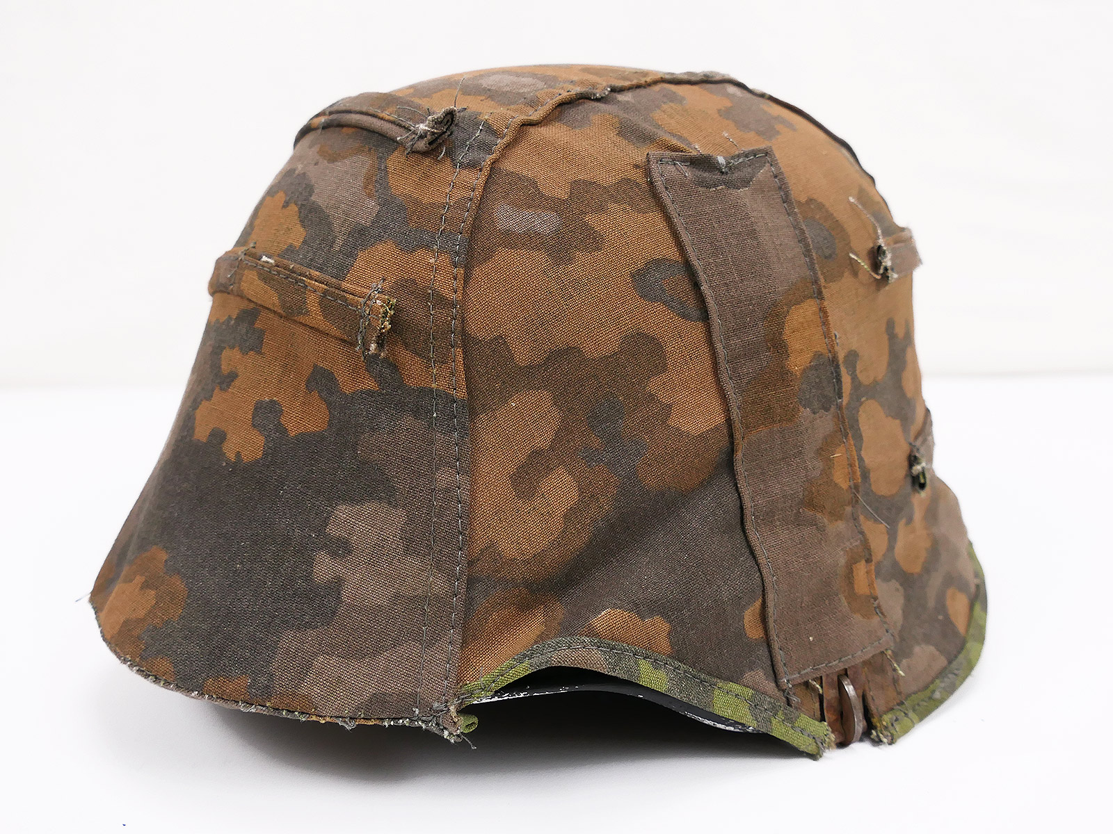 P1727100 Waffen SS steel helmet helmet cover oak leaves helmet camouflage cover made of original camouflage fabric