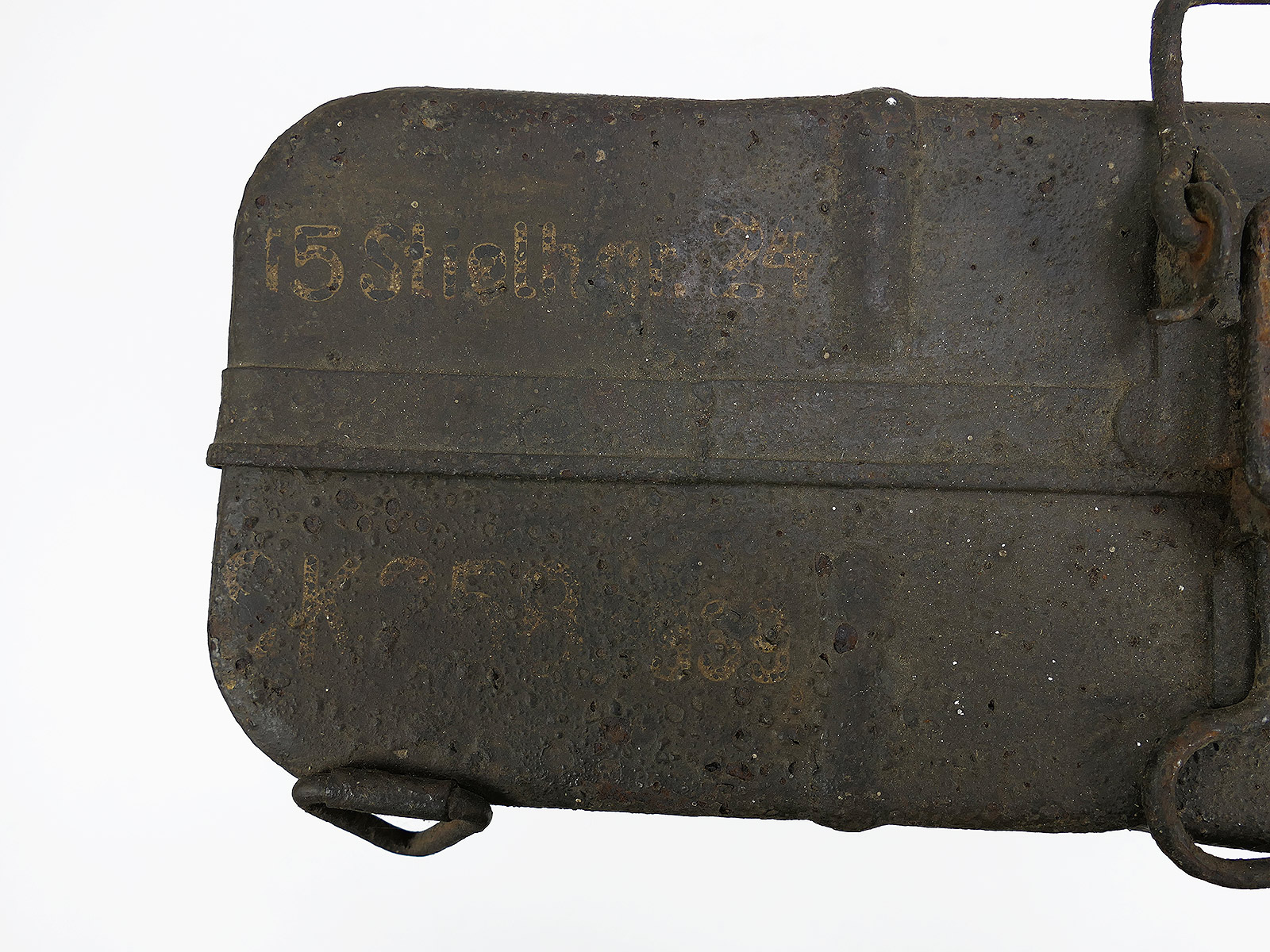 Battlefield find: Transport case for M24 stick grenades – hand grenade case, box – BATTLE WORN