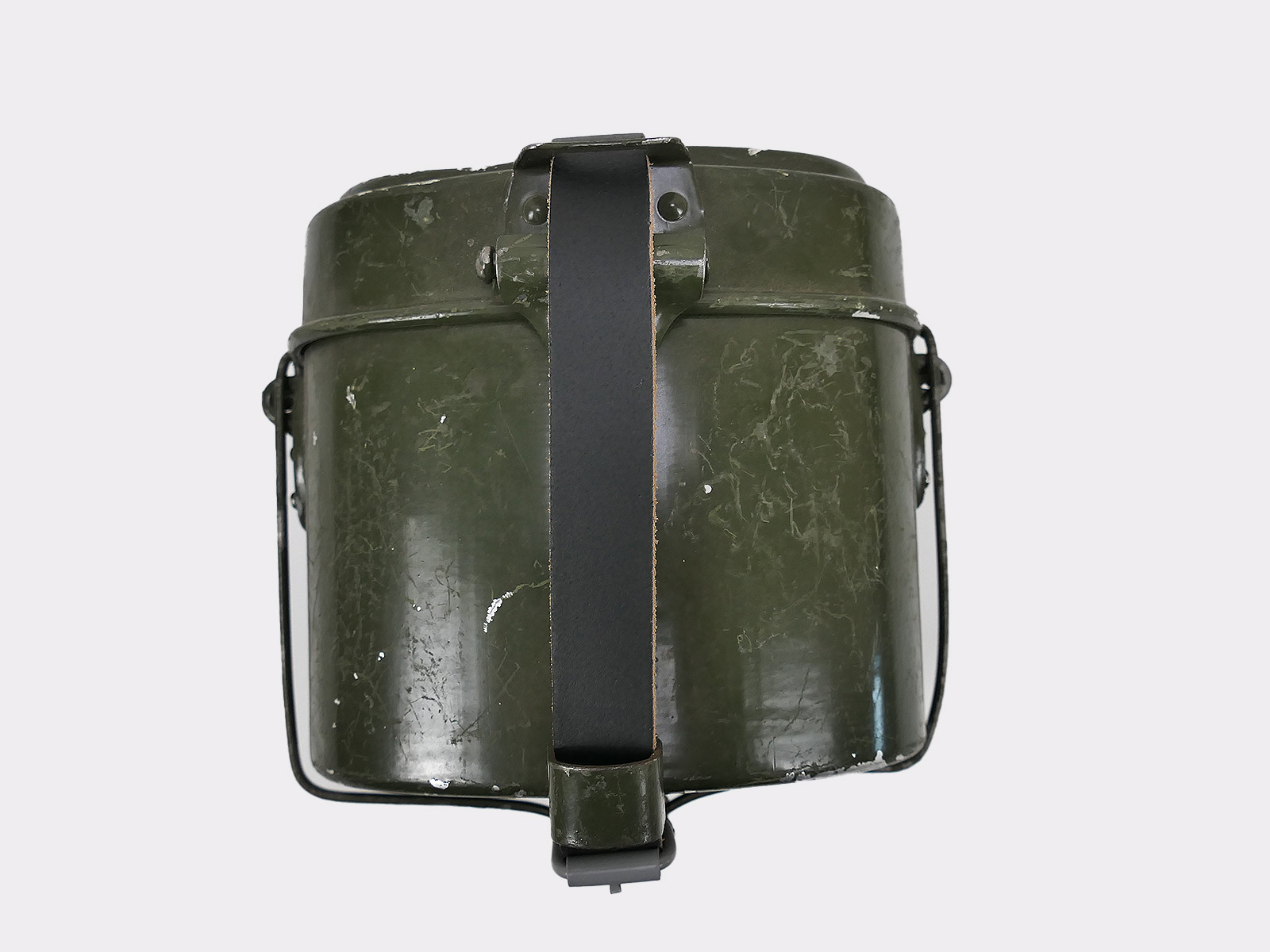 SET type Wehrmacht dinnerware cookware with straps / leather straps