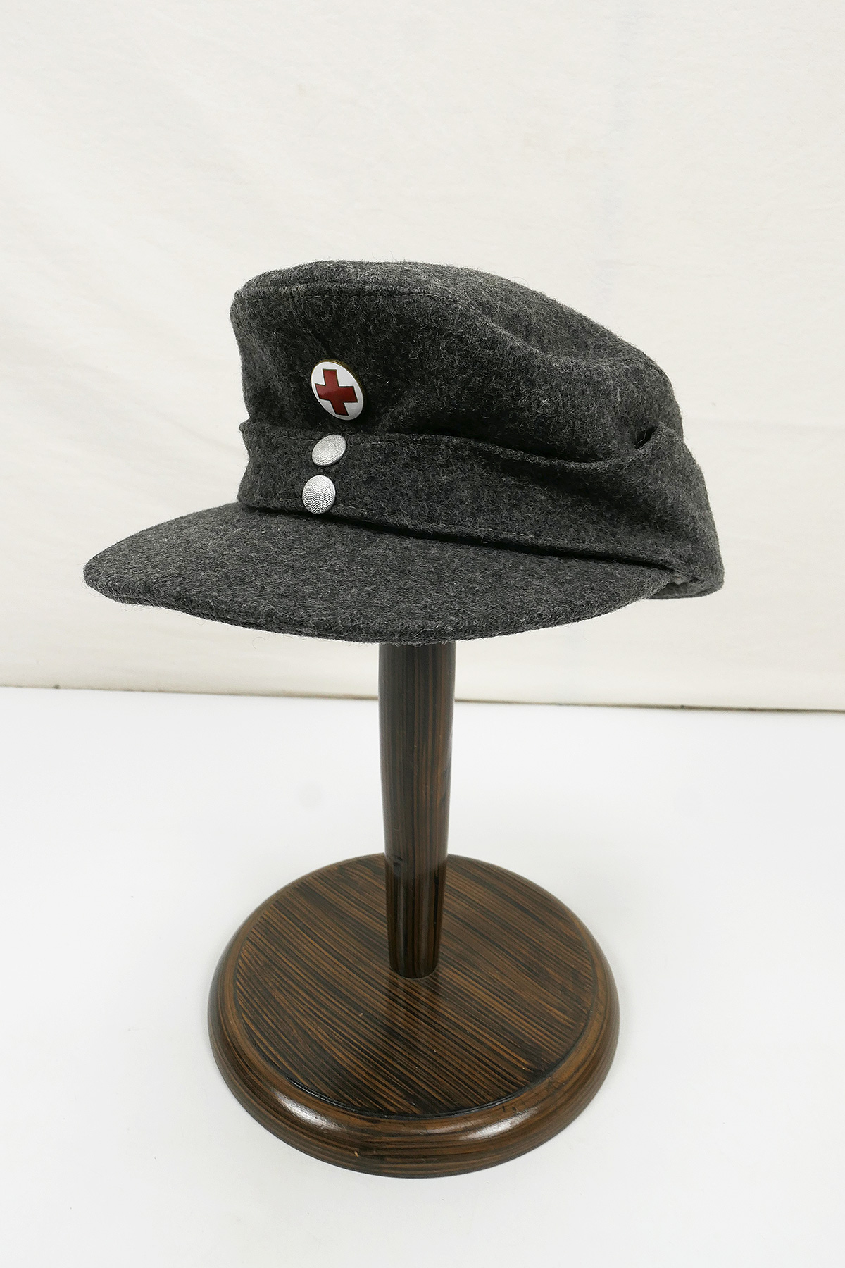 P1330508 TYPE WK2 German Red Cross DRK field cap M43 with badge Gr.56