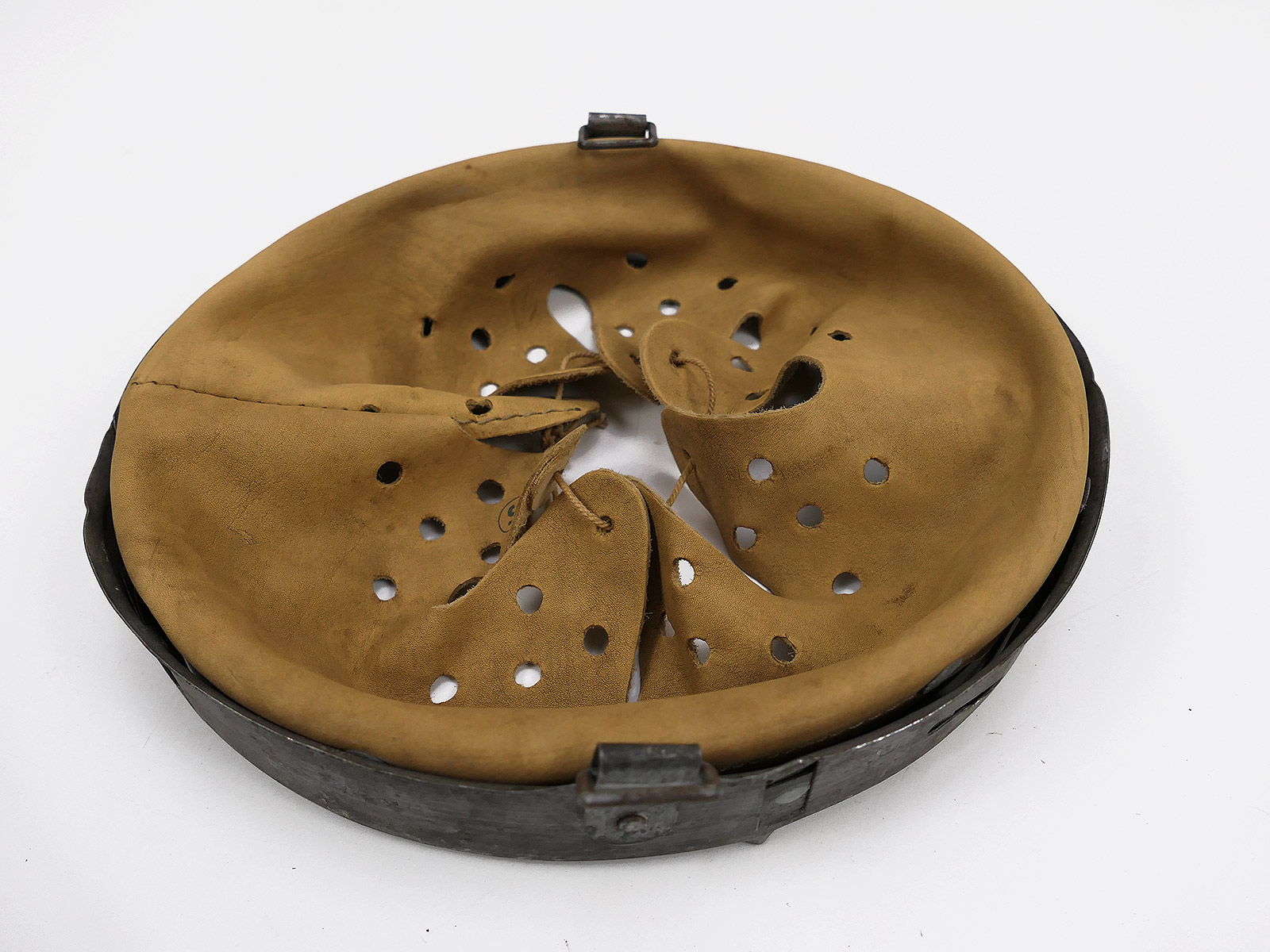 P1502481 #161/ Wehrmacht steel helmet helmet lining ANTIK interior M35 M40 M42 (57/64) RBNr. 1943