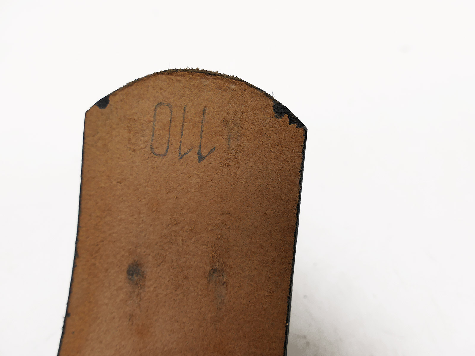 Vintage leather belt / belt strap, 110cm, COLLECTION BATTLE WORN