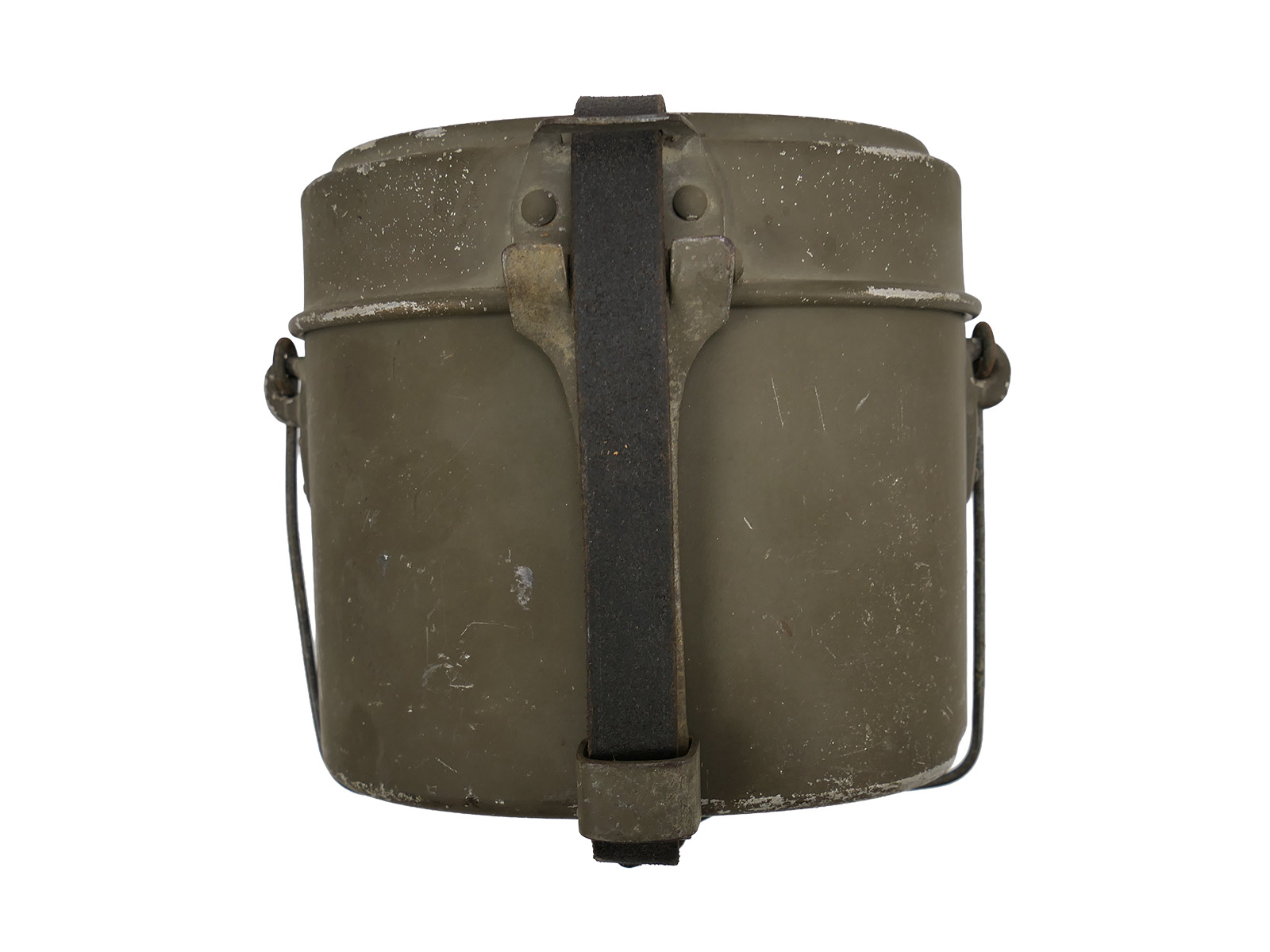 Wehrmacht cookware set, manufacturer MKL 41, with 95% of the original paintwork intact, complete with leather strap – COLLECTION