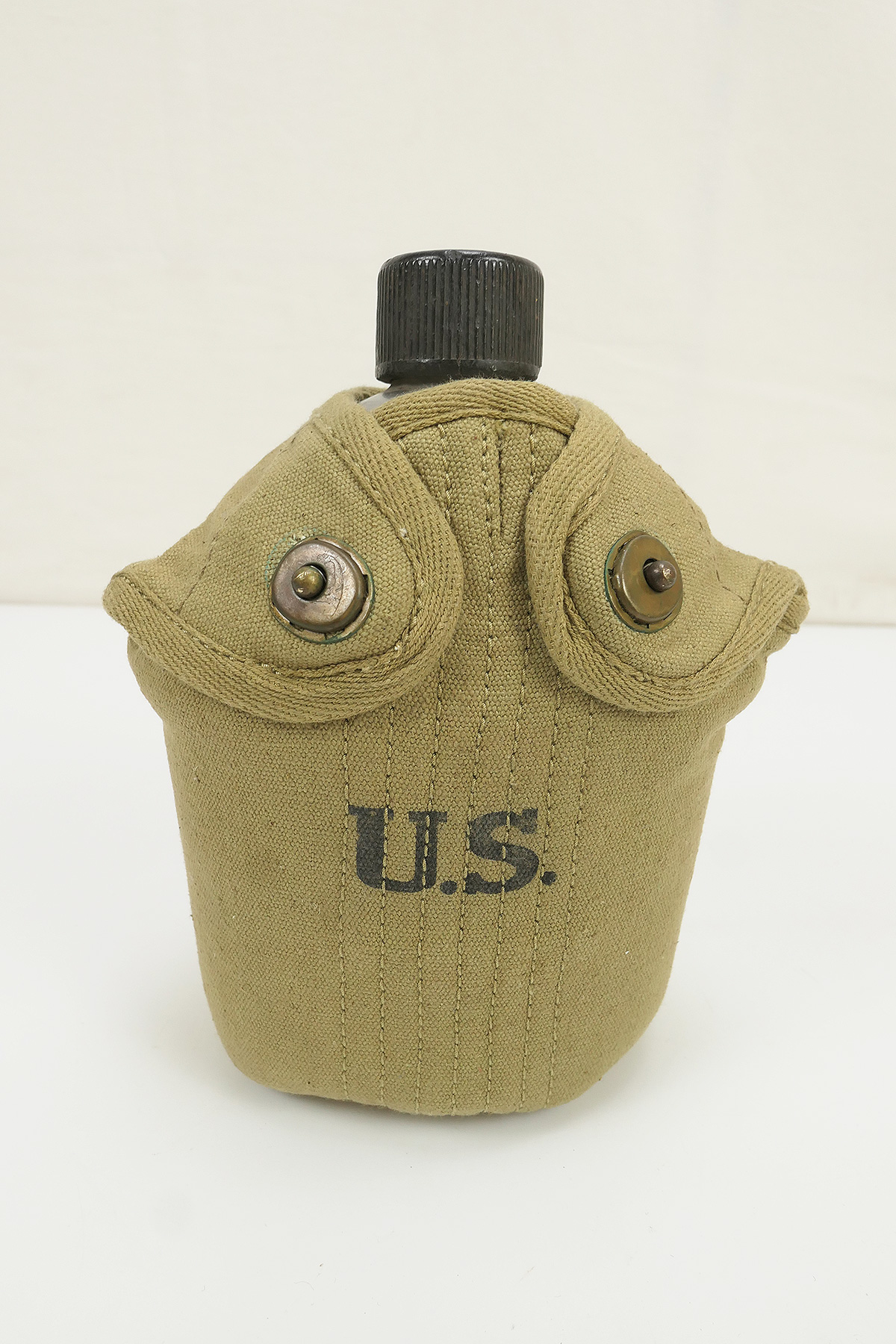 #2 Original US Army WW2 canteen and mug with repro cover