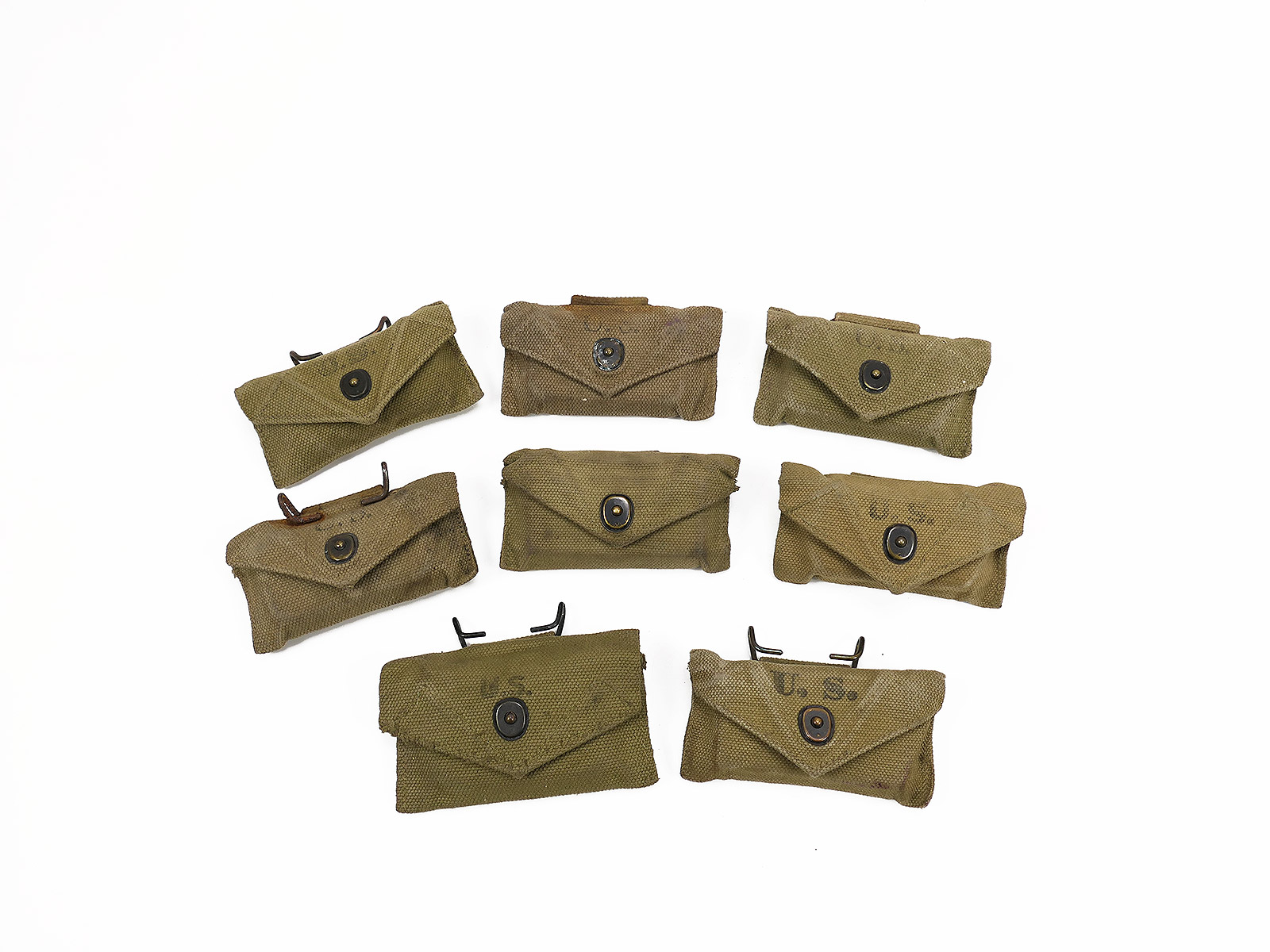 1x US Army WW2 First Aid Kit – Pouch + Original Carlisle First Aid Dressing Pack
