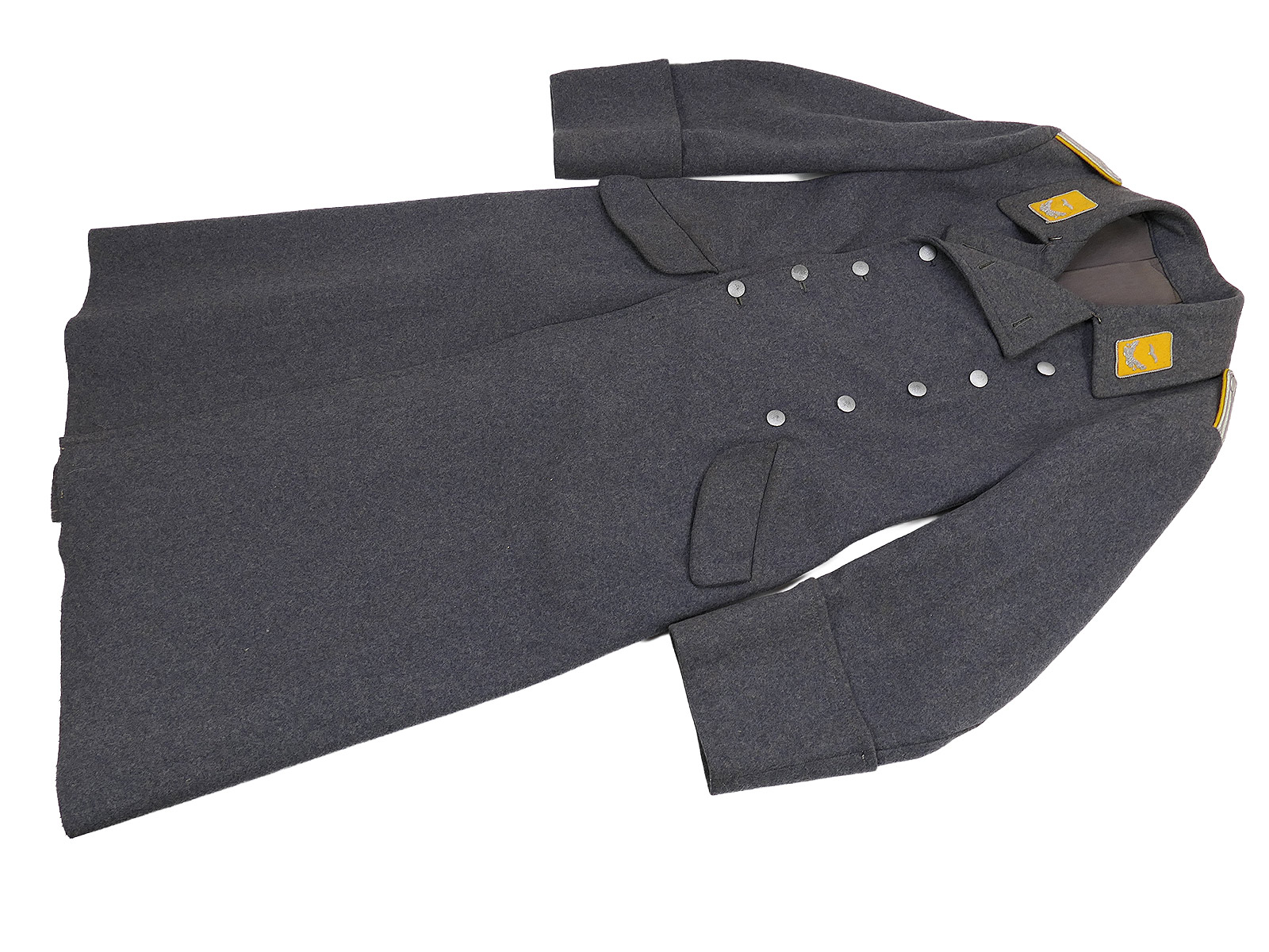 Original WW2 Luftwaffe M40 winter greatcoat, Lieutenant, LBA 41, stamped ‘TOP COLLECTION’