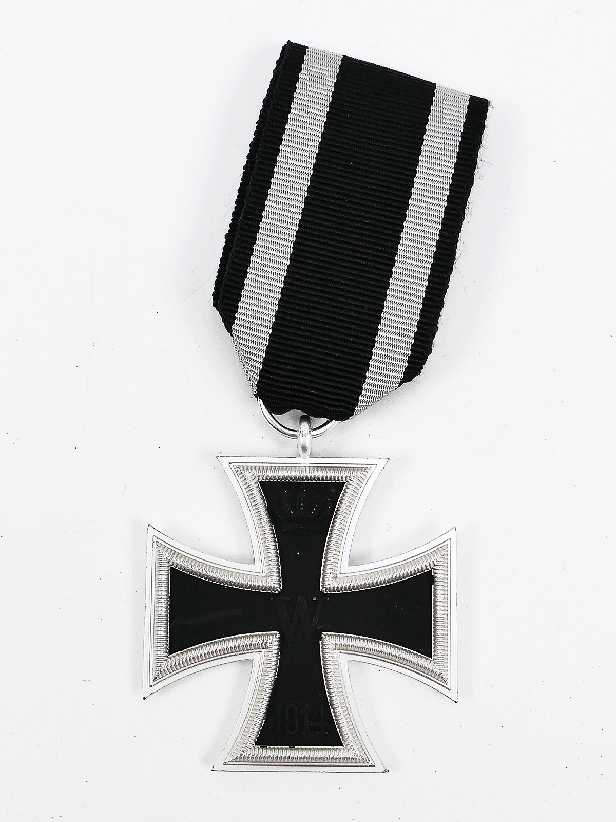 WK1 Iron Cross 2nd class 1914 EK2 on ribbon