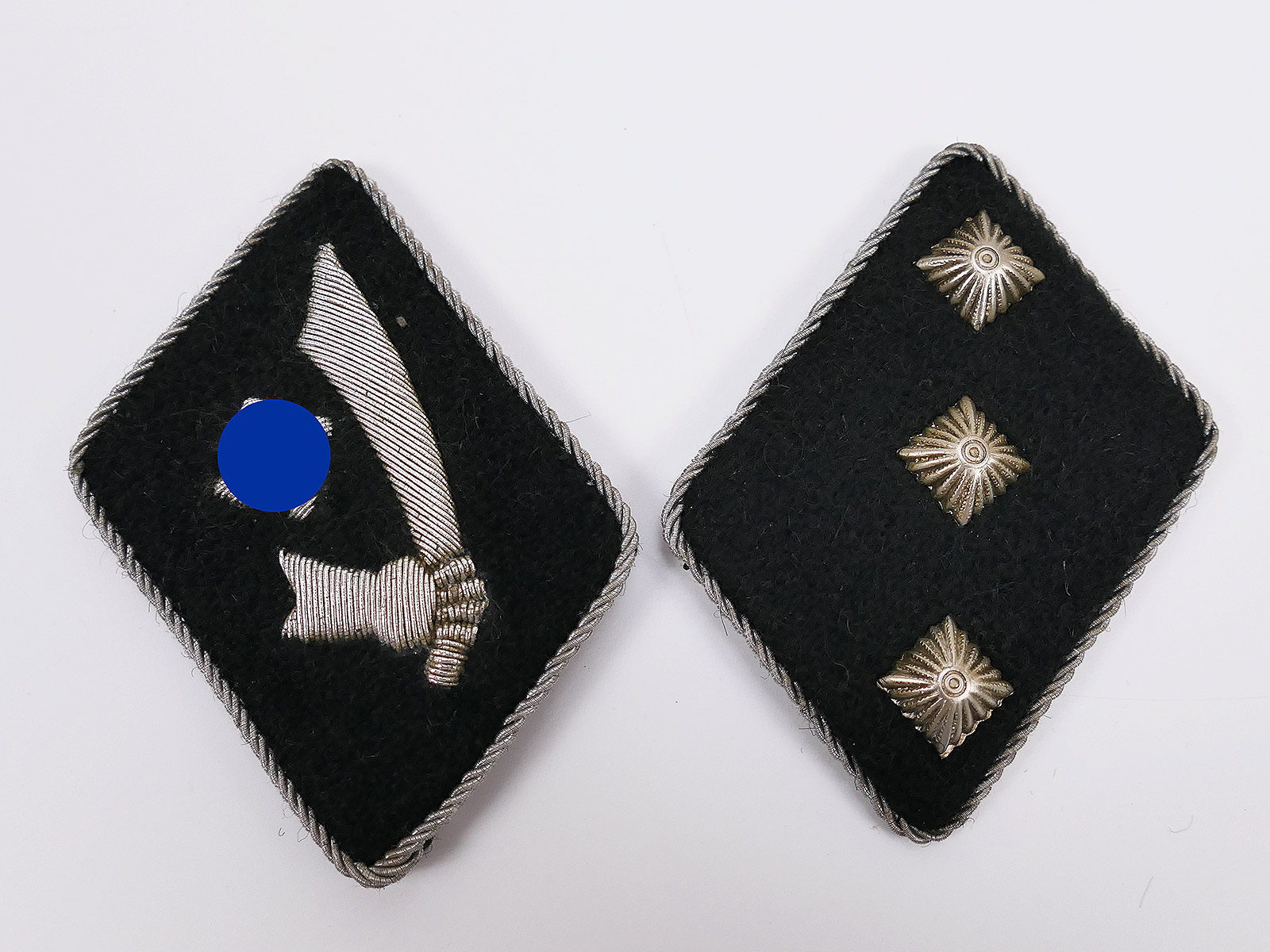 Waffen SS collar mirror Untersturmführer 13th Waffen SS Mountain Division HANDSCHAR