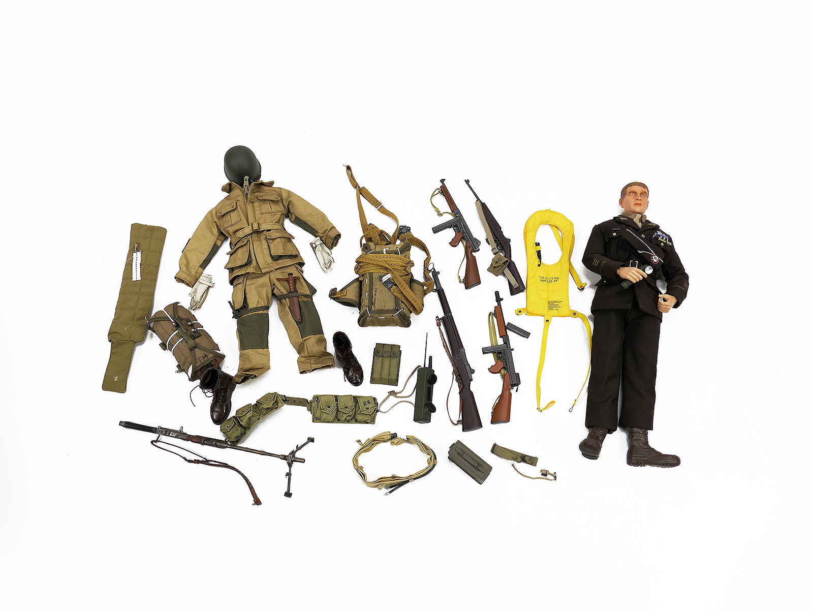#04/ US WW2 1/6 Scale Action Figure: 1:6 Paratrooper Airborne Collectible Figure with Accessories – COLLECTION BATTLE FIELD