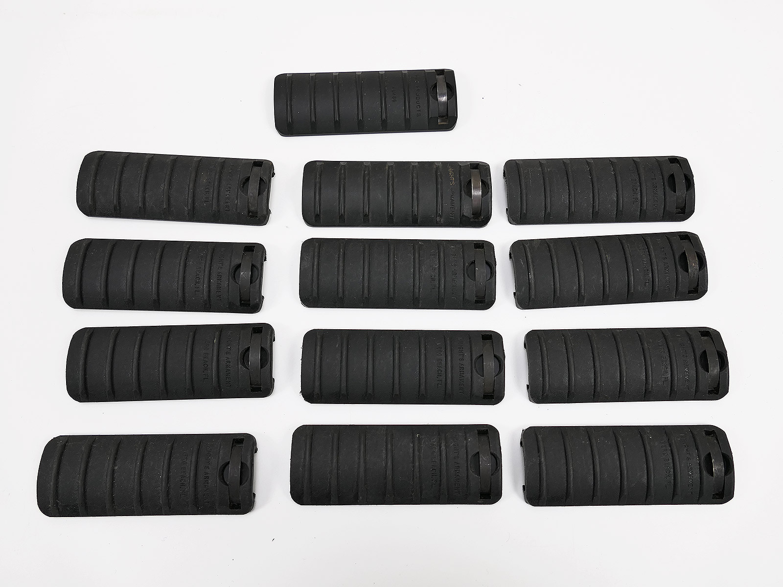 1x piece Original US ARMY KAC Knights Armament 6 Rib Rail Panel cover Vero Beach used