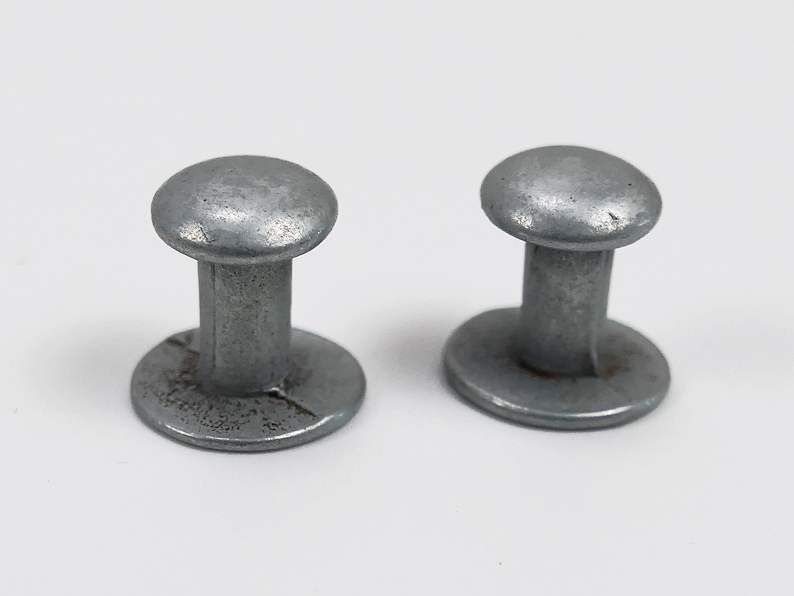 2x metal rivets for miscellaneous / straps / also for strapping gas mask can