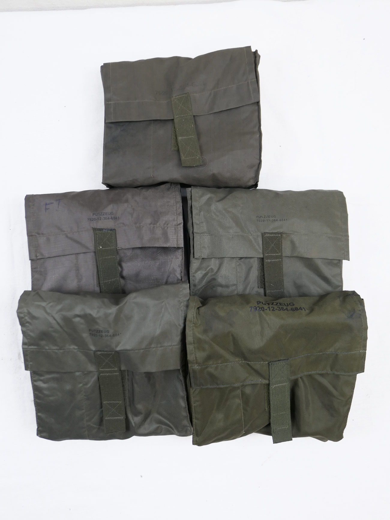 BW Army - shoeshine kit in nylon bag