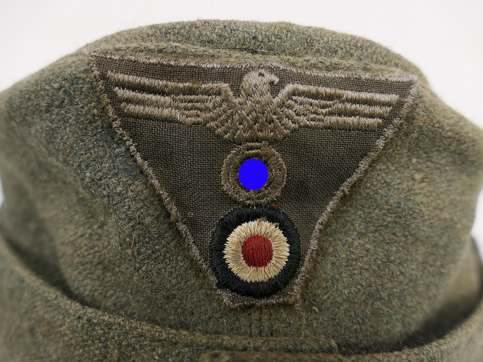 Army M43 field cap, FADE OUT, size 57, with original trapezoid detailing – COLLECTION