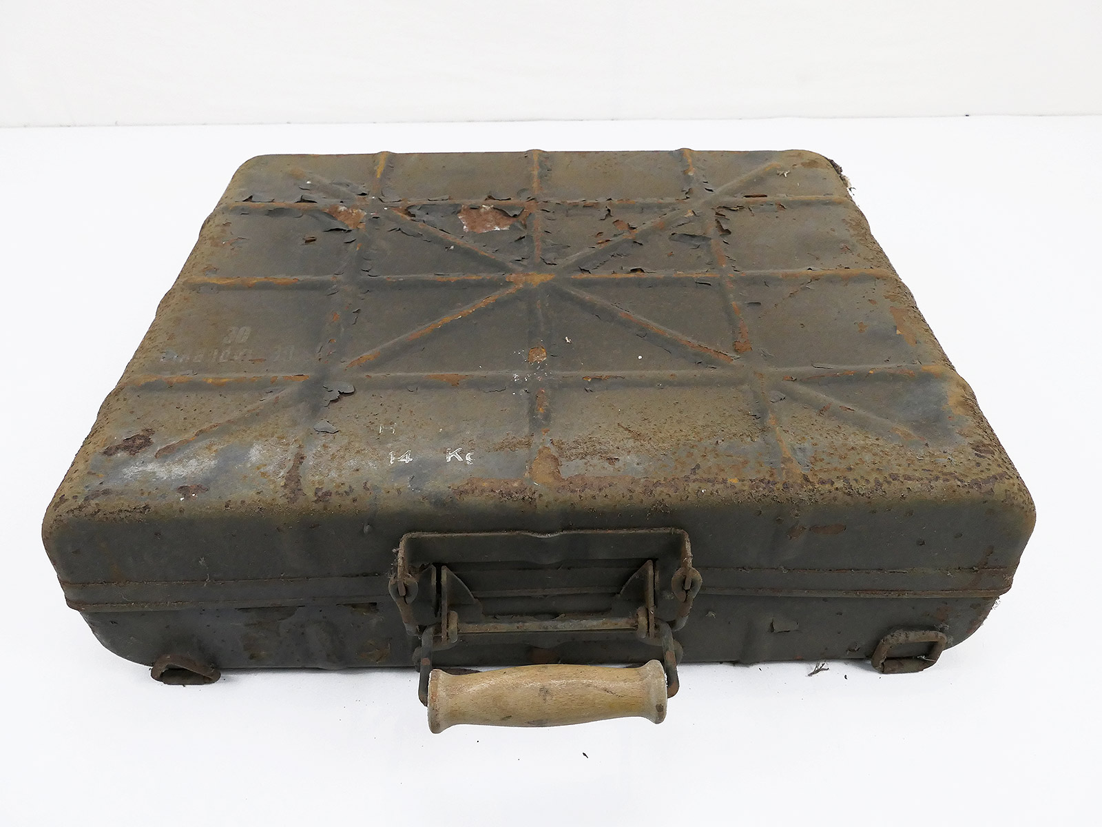 Wehrmacht transport case for egg hand grenades 39 hand grenade case box ammunition box